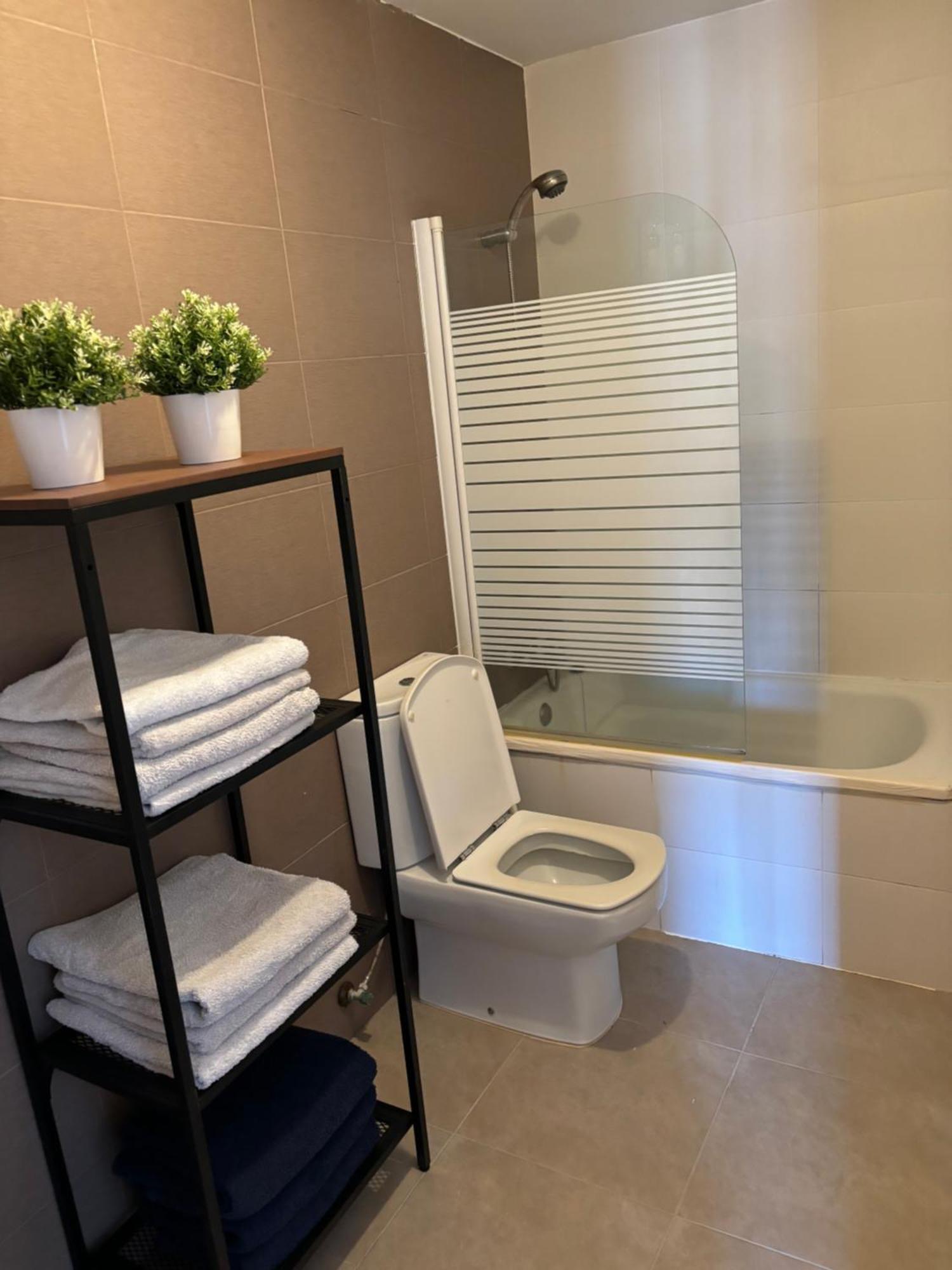 Capital Seaview Apartment การ์โบเนรัส ภายนอก รูปภาพ